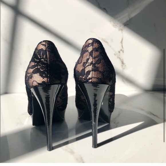 Guess 5” Black Lace Stiletto - Picture 3 of 4